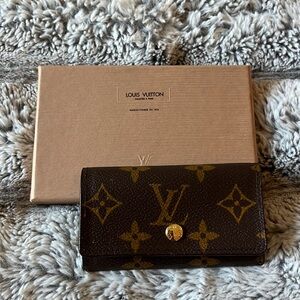 Louis Vuitton Key Holder